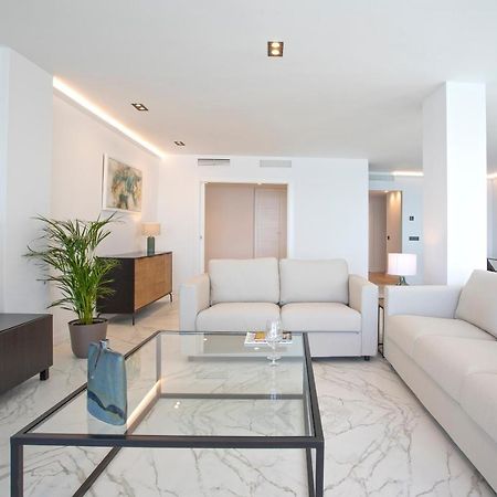 Malagueta Luz By Renthas Apartment Malaga Exterior photo